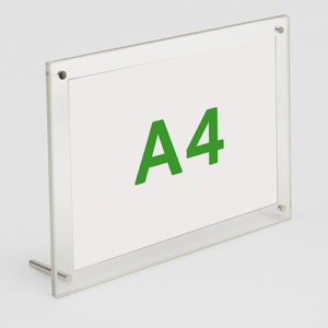 P22 亞加力膠相架 (A4)